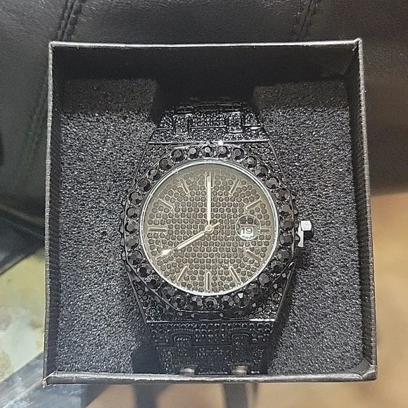 Mens Luxury Full Iced Out Black CZ Hip Hop Blinged-out Watch